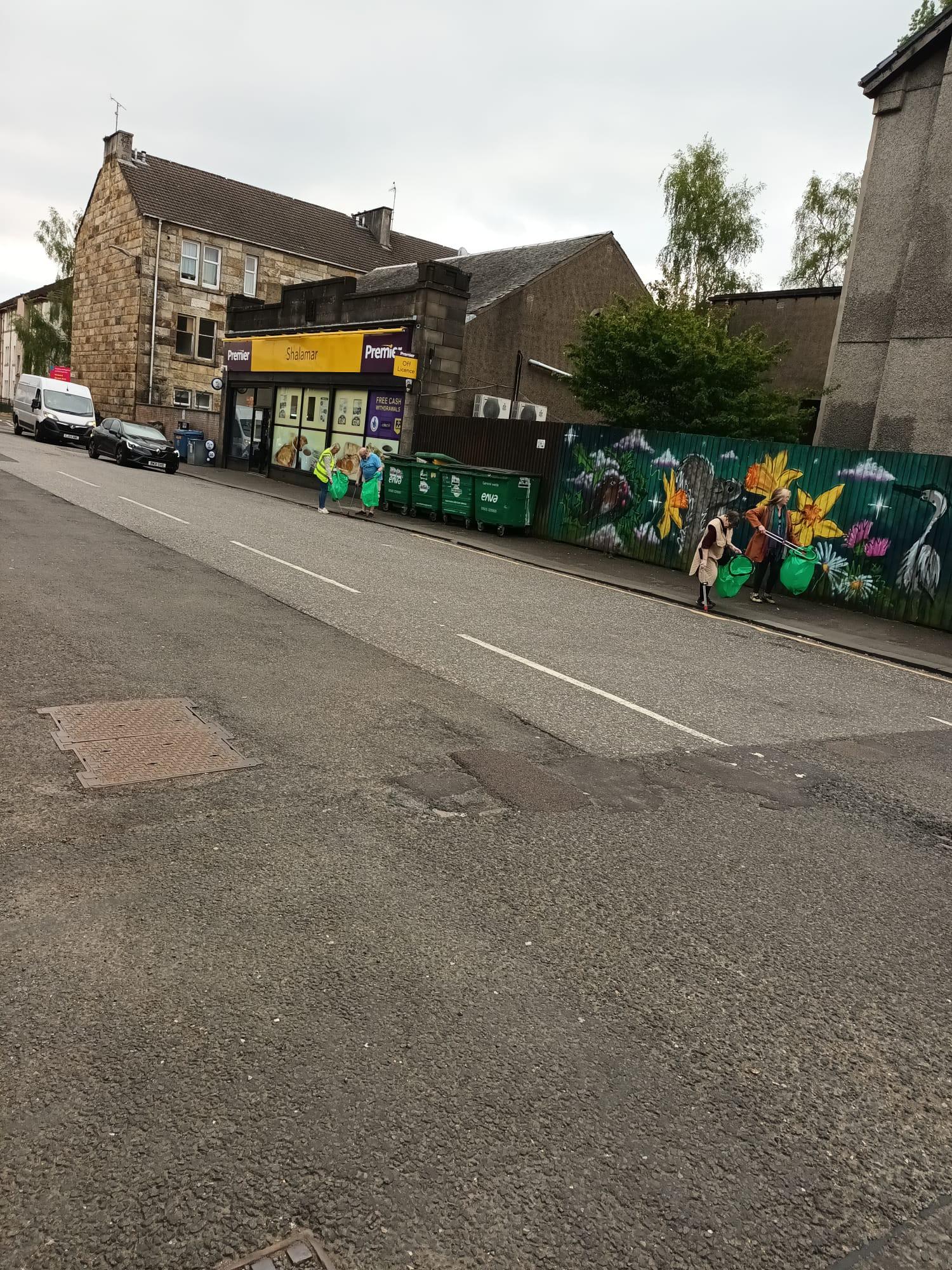  Community Litterpick 3